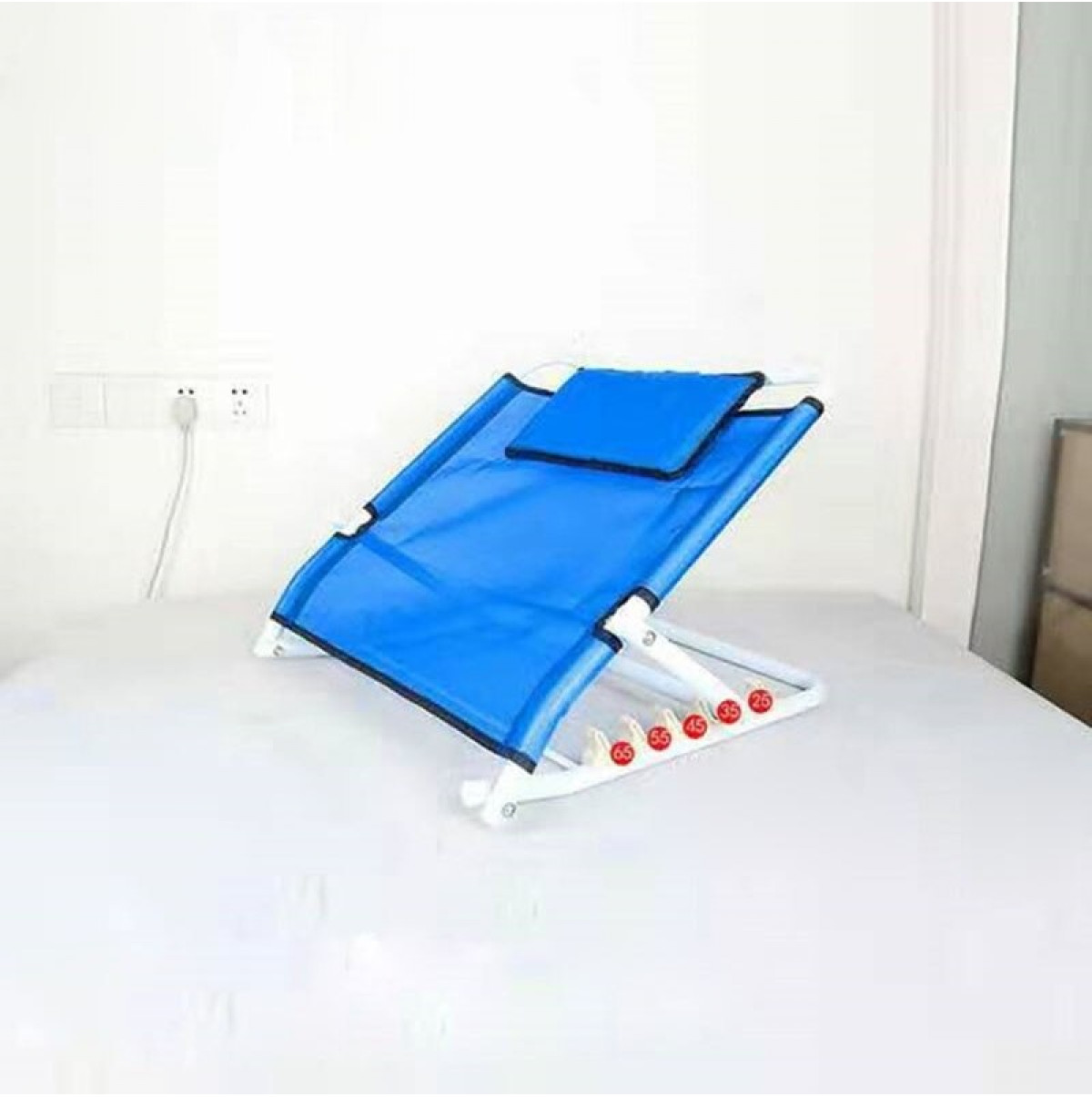 Backrest height adjustable in 5 levels